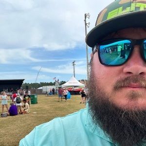 Meet your Posher, Josh